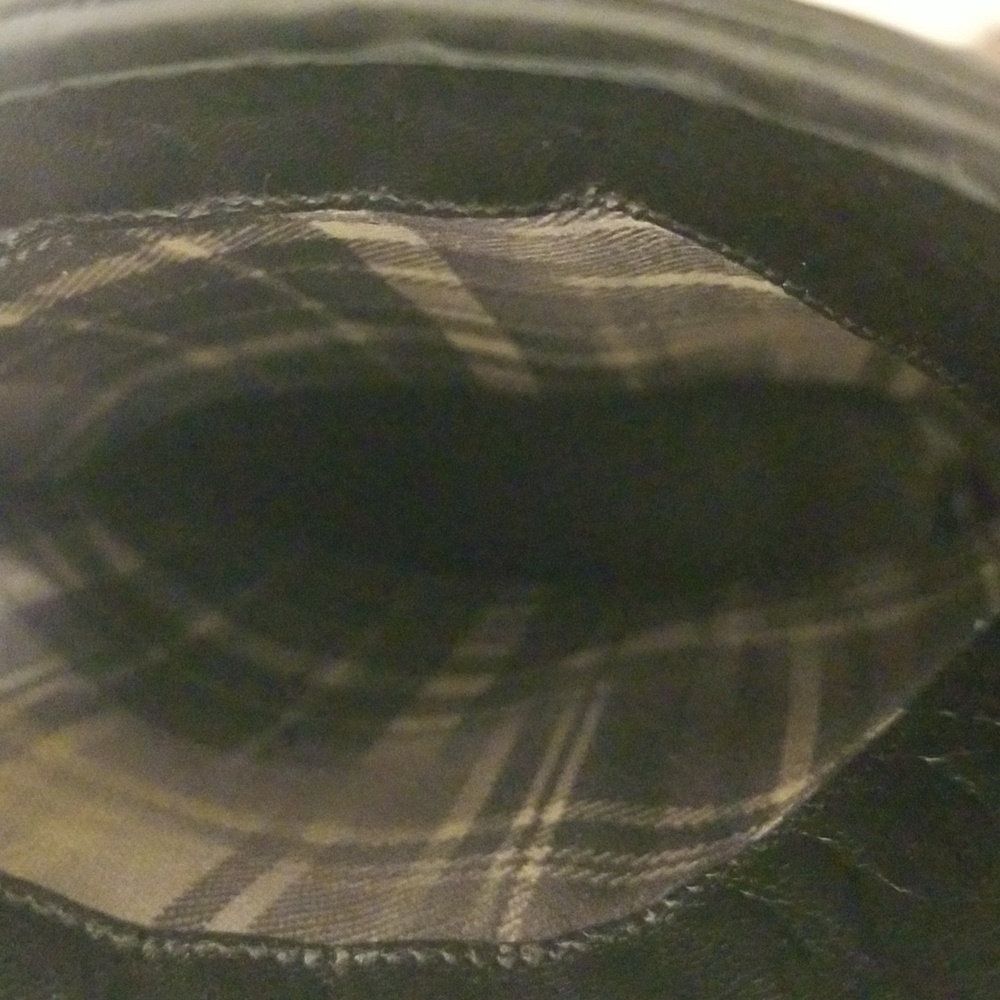 Aquatalia black leather ankle boot. - Picture 5 of 5